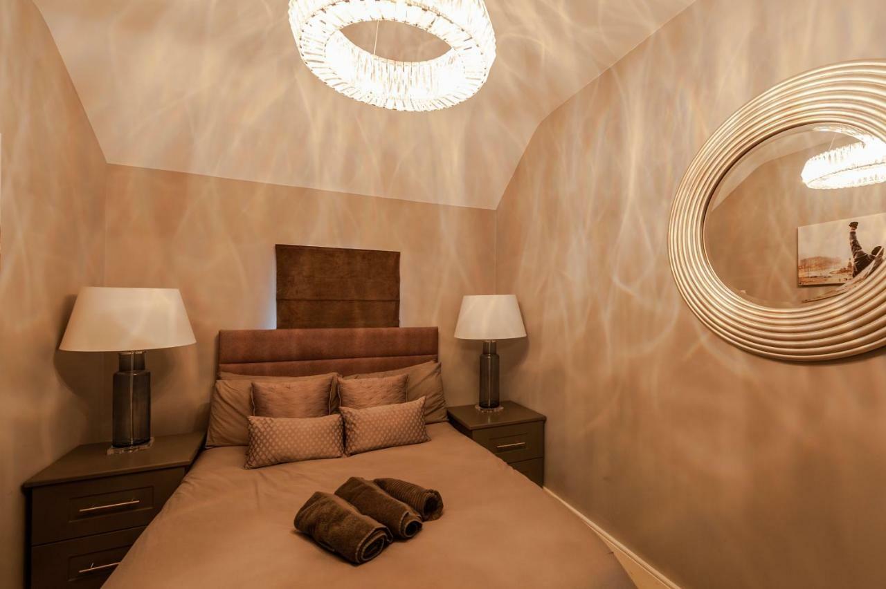 The Town House Kinsale, Hosted By Exquisite Holiday Homes, Sleeps 16 Esterno foto