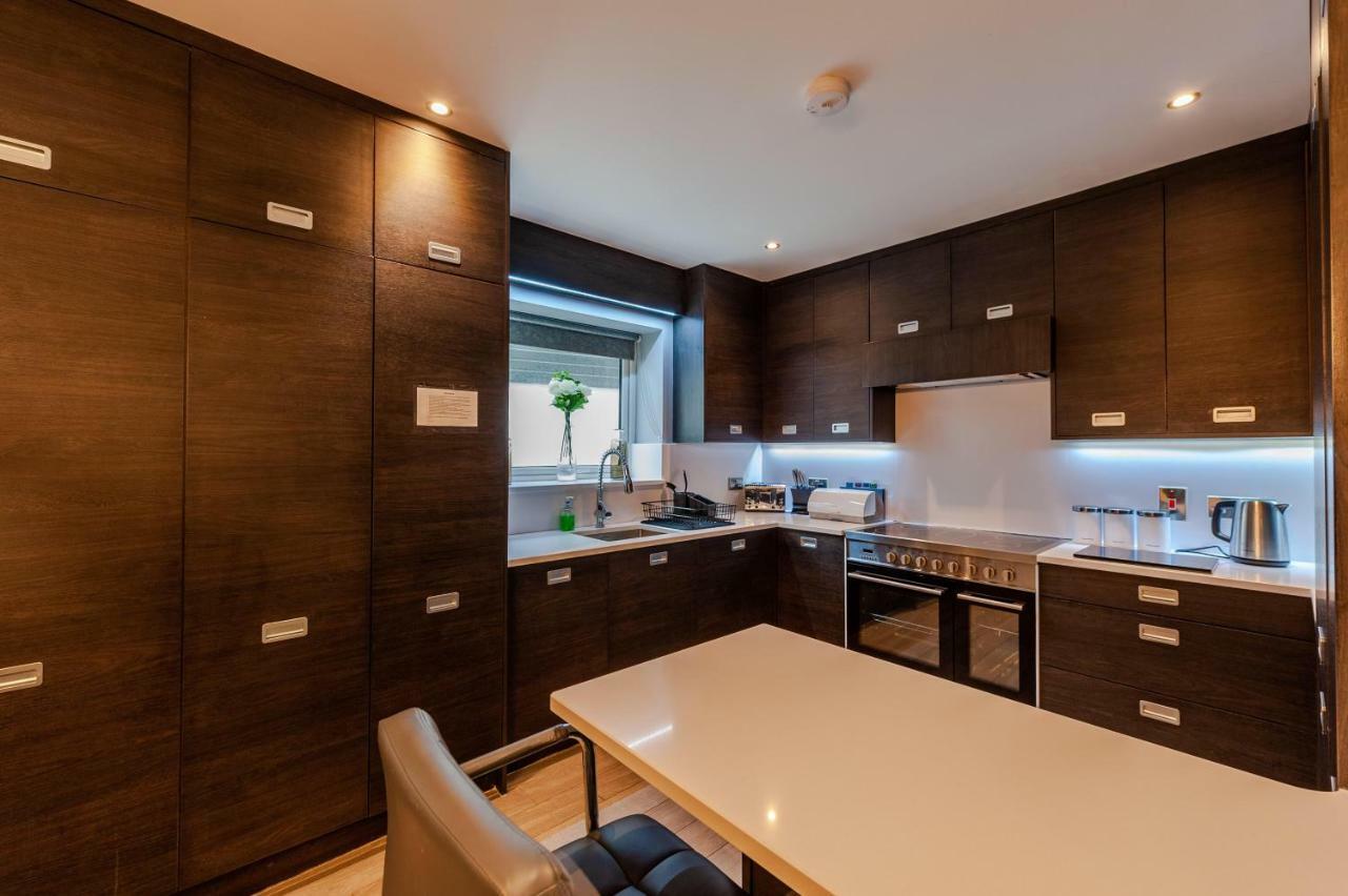The Town House Kinsale, Hosted By Exquisite Holiday Homes, Sleeps 16 Esterno foto