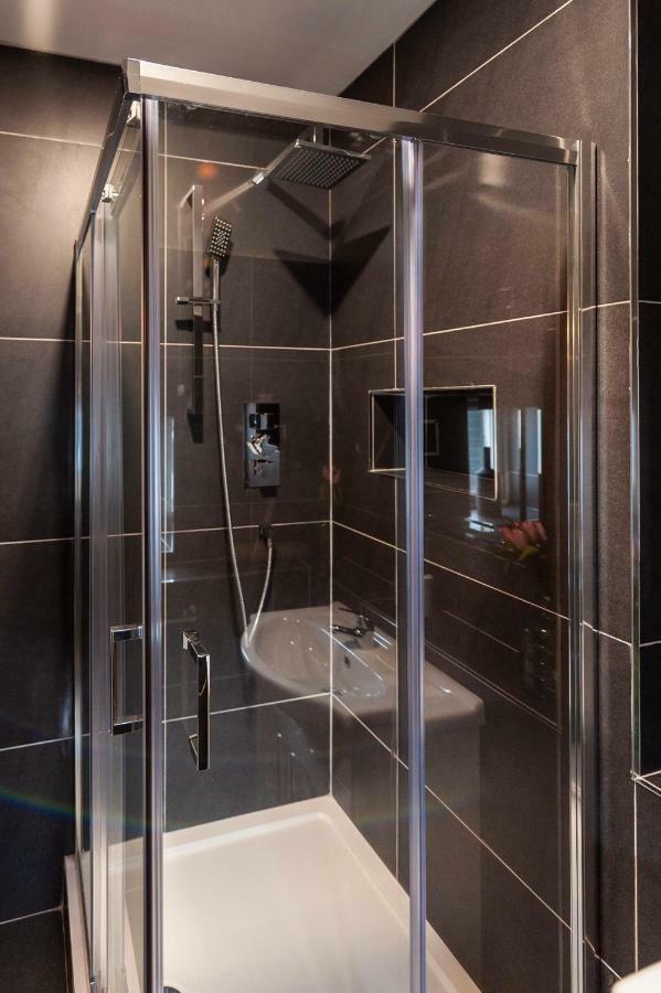 The Town House Kinsale, Hosted By Exquisite Holiday Homes, Sleeps 16 Esterno foto