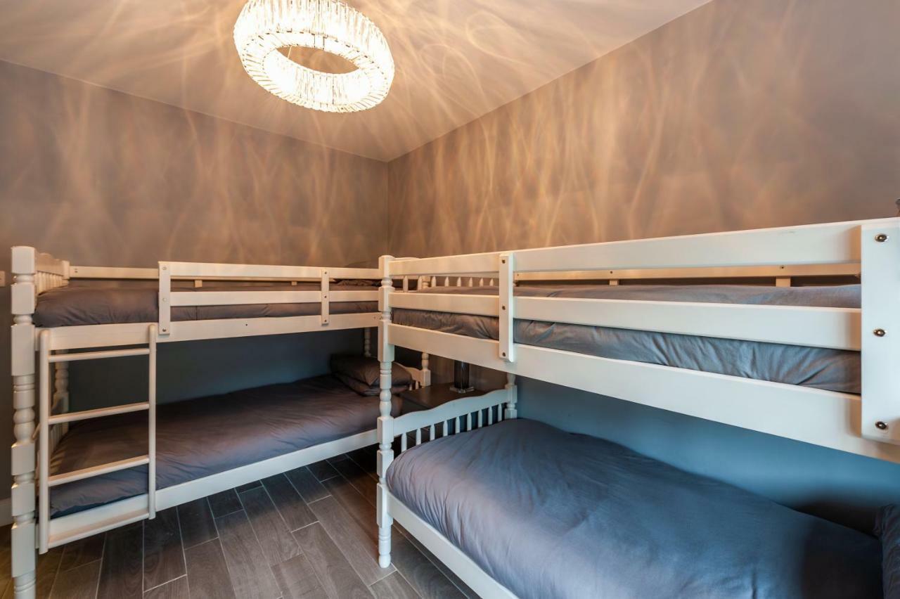 The Town House Kinsale, Hosted By Exquisite Holiday Homes, Sleeps 16 Esterno foto